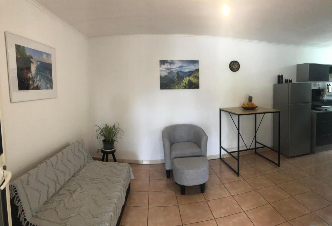 Meuble Le Manguier Apartment Saint Pierre Exterior photo
